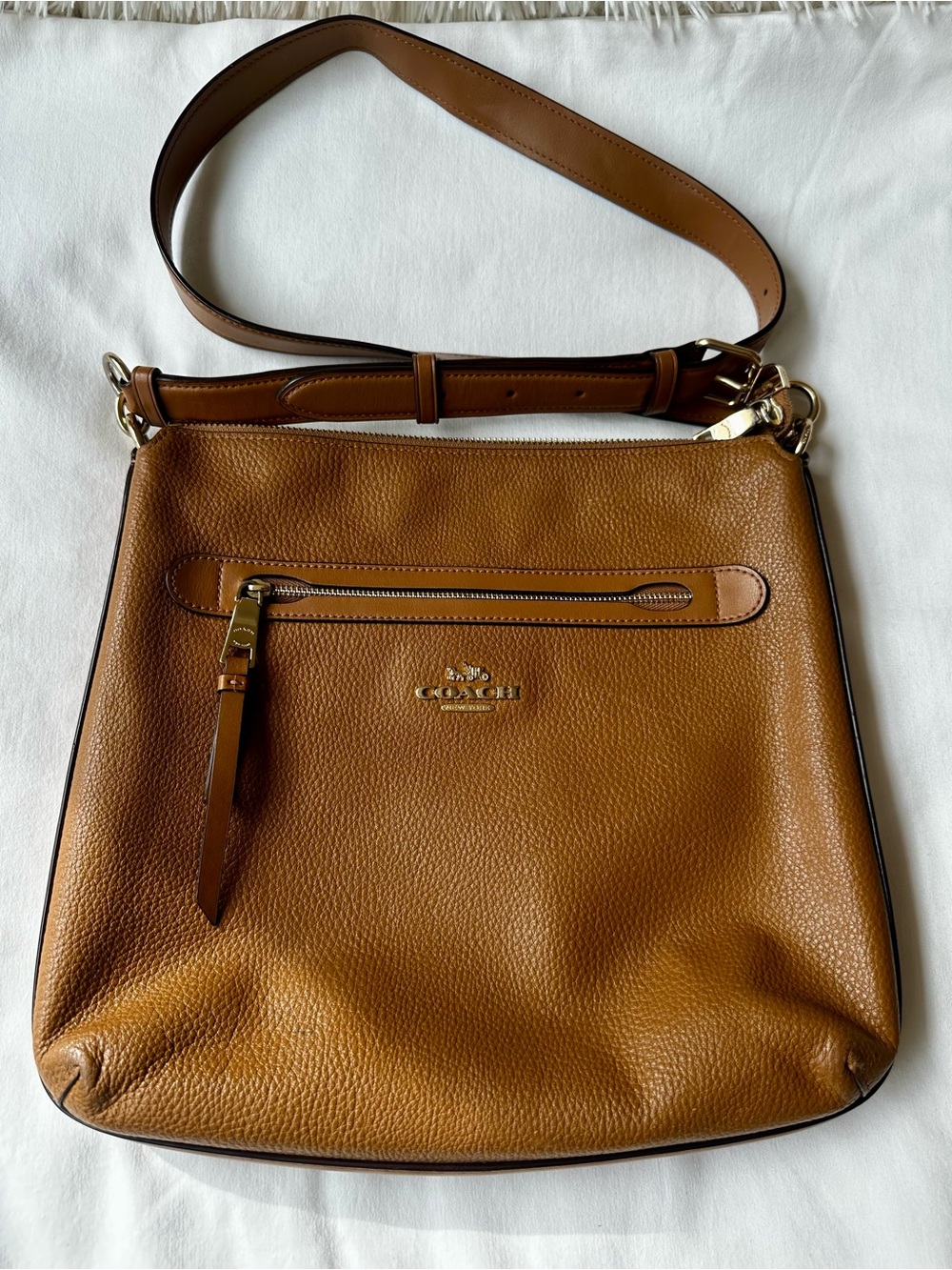 COACH Mae File Brown Pebbled Leather Crossbody Shoulder Bag F34823 Zip Pocket